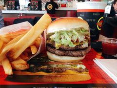 二重奏汉堡-FATBURGER 特富客汉堡(外交公寓店)