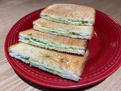 咖椰吐司-HELLO 27 意面·沙拉·帕尼尼