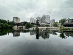 -梁园