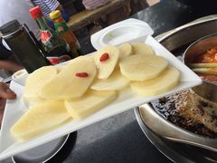 -楠柏弯休闲山庄(梨花溪店)