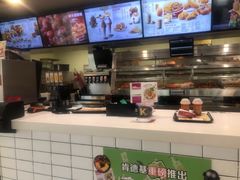 -肯德基(叠彩店)