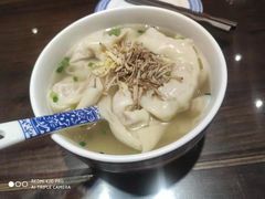-笑来喜馄饨小笼工坊店(湖滨街店)