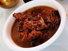 小鸡炖蘑菇-何适山庄 ·可团建(水长城P2停车场店)