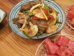 -野山舂·贵州现舂酸汤火锅(鸿通城店)