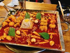 鱼饼火山炒年糕-包装马车·韩国料理·포장마차