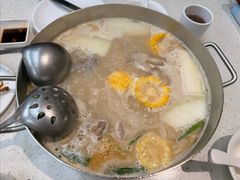 -肥仔文澳门猪骨煲(南京西路店)