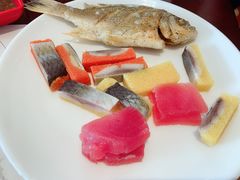 -荣誉国际酒店-云顶旋转餐厅