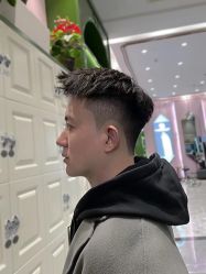-尼特斯男士发型馆