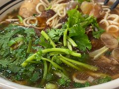 -小马牛肉面·牛骨熬制(南京博物院店)