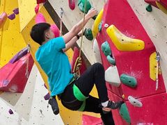 -问山MountQuest攀岩馆