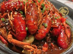 -肥肥虾庄·金牌油焖大虾(杨园滨江时代walk店)