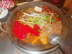 -四小区火锅·巷子里的重庆火锅(花照壁店)