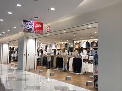 -优衣库(上海虹口龙之梦店)
