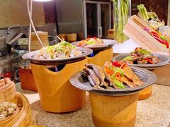 -松山湖凯悦酒店·Café自助餐厅·周末火舞秀表演