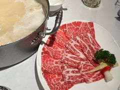 -洋房火锅(上海新天地南北里店)