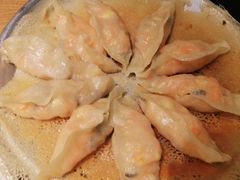 -宽鲜锅贴家常菜(永旺东部购物中心香港中路店)