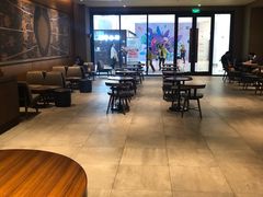 大堂-星巴克(保定万博广场店)