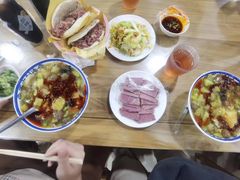 -邢老三肉丸糊辣汤(西安总店)