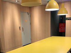 用餐区-麦当劳(新塘万达广场分店)
