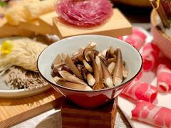 鸡枞菌-ONE FULL 古董港式海鲜火锅