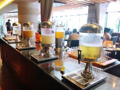-上海佘山世茂艾美酒店