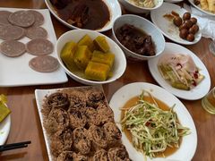 -马武寨驴打滚宴美食村289号(十三陵)