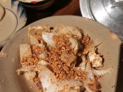 -Cuc Gach Quan Restaurant
