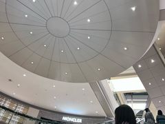 -冰纷万象滑冰场(深圳万象城店)