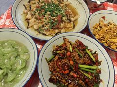 -荆九爷爆炒桥头三嫩(云南北路店)