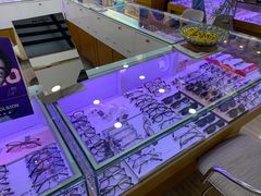 -世纪大明眼镜·蔡司战略授权店(汉街店)