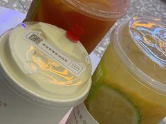 霸气橙子-奈雪的茶(湖滨银泰in77C区PRO店)