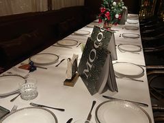 -Mogul Eatery·大亨餐酒馆