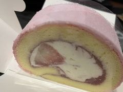 季节限定草莓瑞士卷-星巴克(温州银泰大西洋店)