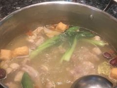 -一席地·本地鸡窝·杭帮鸡火锅(萧山银隆百货店)