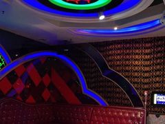 -名星会量贩式KTV旗舰店(盈熙广场店)