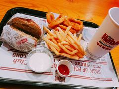 -The Habit Burger Grill 哈比特汉堡(复兴soho店)