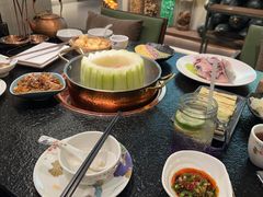 -得意咚瓜·顺德鱼生·冬瓜火锅(深圳首店)