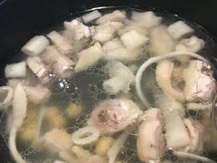 -东椰·海南椰子鸡火锅(朝阳门店)