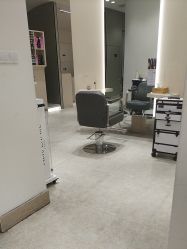 -Mentor Hair Salon