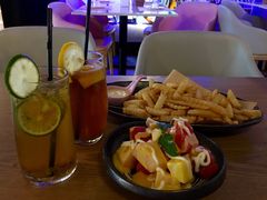 -樱花里音乐餐吧·牛扒椰子鸡(东圃店)