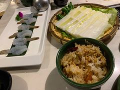 广式腊味煲仔饭-狐狸爱上椰子鸡(滨江星光大道店)