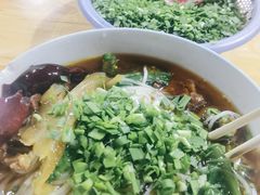 -越洋肖氏老米线(杨家坪店)
