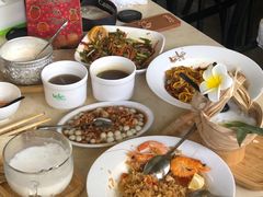 -啰啰冰屋(景洪总店)
