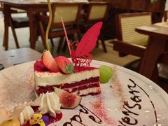 -Mark&Mars Restaurant