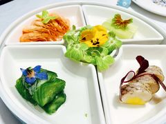 肆月前菜拼盘-肆月河豚·新淮扬(金融街店)