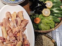-尚尚仙·酸汤猪手·猪肚鸡火锅(华联万柳购物中心店)