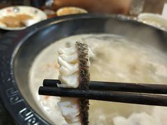 -景明轩•养生酸汤鱼火锅 云贵鲜菌 现舂野果酸汤(王寨小区店)