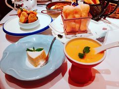 -翡翠小城·海鲜豆捞·广式点心(老佛爷店)