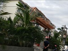 -墨脱石锅椰子鸡•香草鸭•东山羊(大东海店)