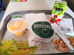 -麦当劳(得来速店)